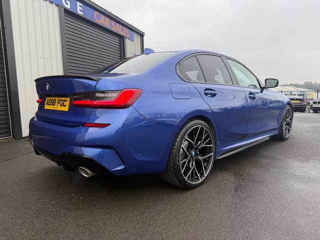 2019 BMW 3 SERIES - Photo 4