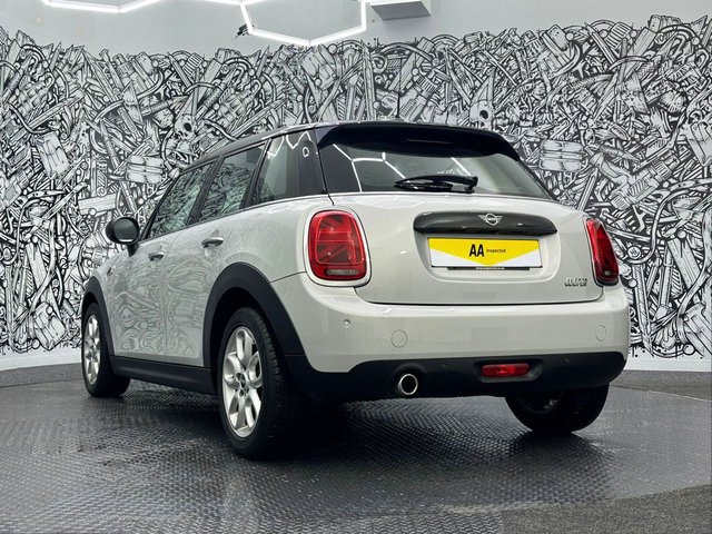 2018 MINI Hatch 1.5L Cooper 5dr - Photo 9