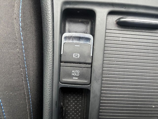 2017 VOLKSWAGEN GOLF 1.4 TSI 8.7kWh GTE Advance Hatchback 5dr Petrol Plug-in Hybrid DSG Euro 6 (s/s) (204 ps) - Photo 12