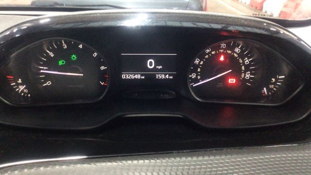 2019 PEUGEOT 208 - Photo 8