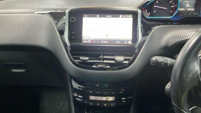 2018 PEUGEOT 2008 - Photo 8