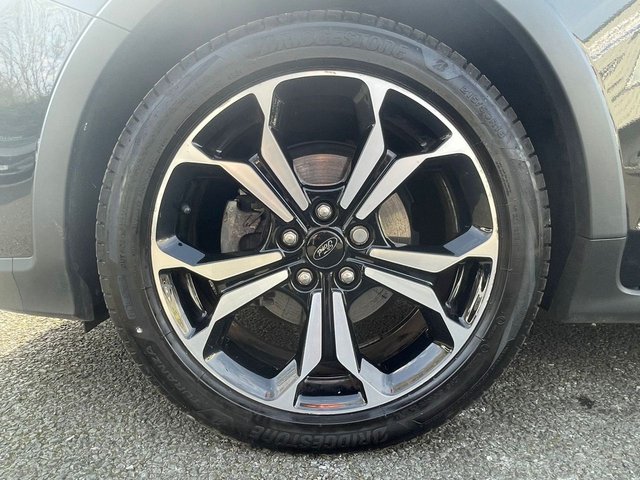 2022 Ford Focus 1L Active X Vignale 5dr - Photo 9