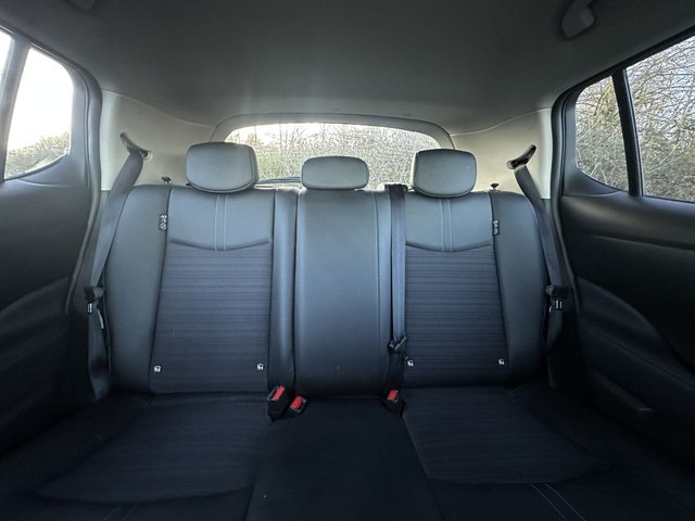 2021 NISSAN LEAF - Photo 10