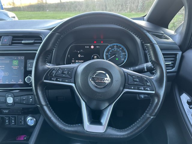 2021 NISSAN LEAF - Photo 12