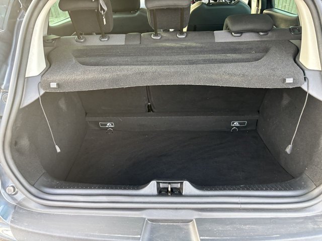 2019 RENAULT CLIO - Photo 9