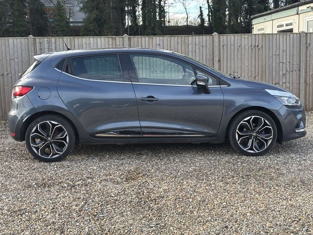 2019 RENAULT CLIO - Photo 6