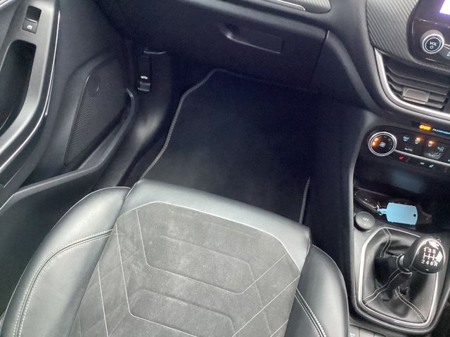 2022 FORD FIESTA 1.0T EcoBoost Titanium Vignale Hatchback 5dr Petrol Manual Euro 6 (s/s) (100 ps) - Photo 9