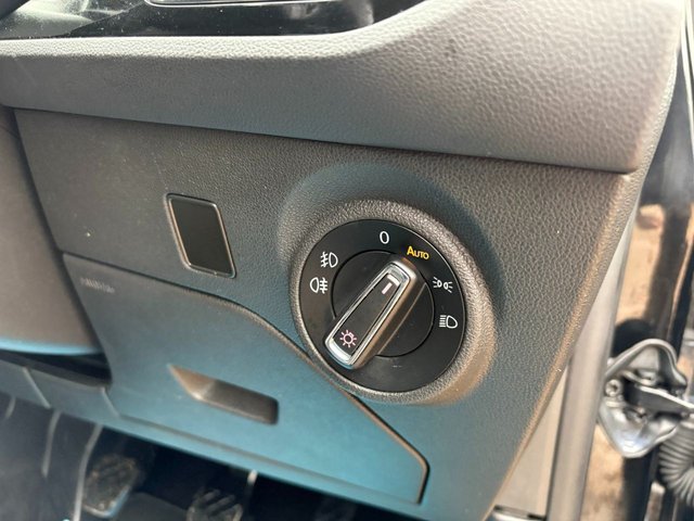 2018 SEAT LEON 1.4 TSI FR Technology ST 5dr Petrol Manual Euro 6 (s/s) (125 ps) - Photo 10