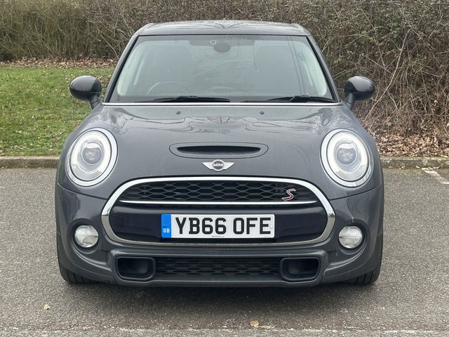 2017 MINI HATCH - Photo 8