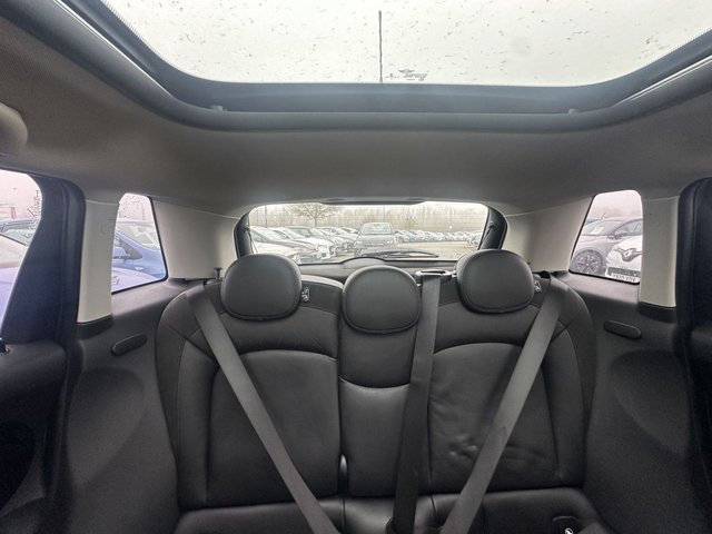 2017 MINI HATCH - Photo 10