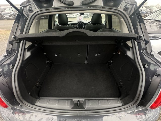 2017 MINI HATCH - Photo 12