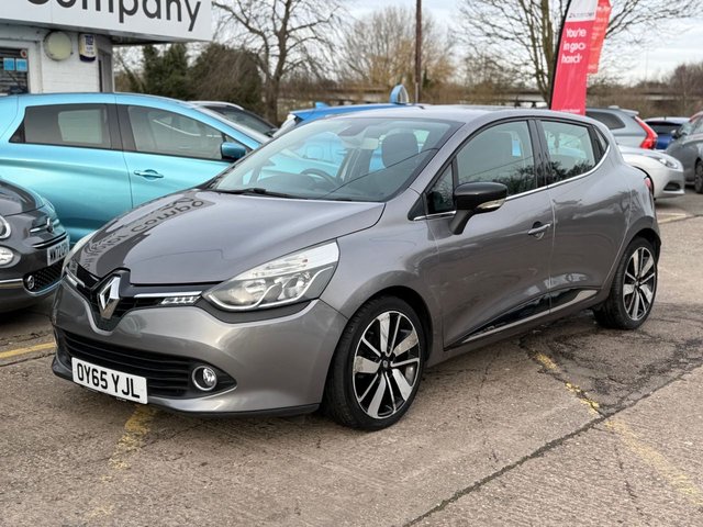 2015 RENAULT CLIO - Photo 8