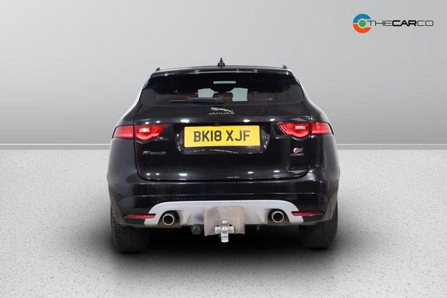 2018 Jaguar F-Pace - Photo 8