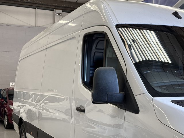 2020 Mercedes-Benz Sprinter - Photo 9