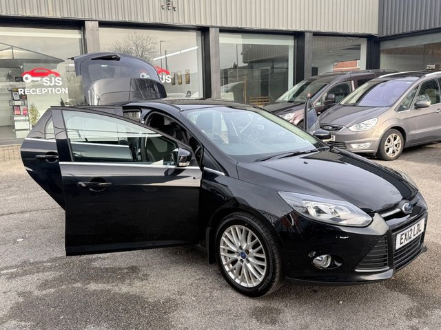 2012 FORD FOCUS 1.6 Zetec Hatchback 5dr Petrol Manual Euro 5 (125 ps) - Photo 10