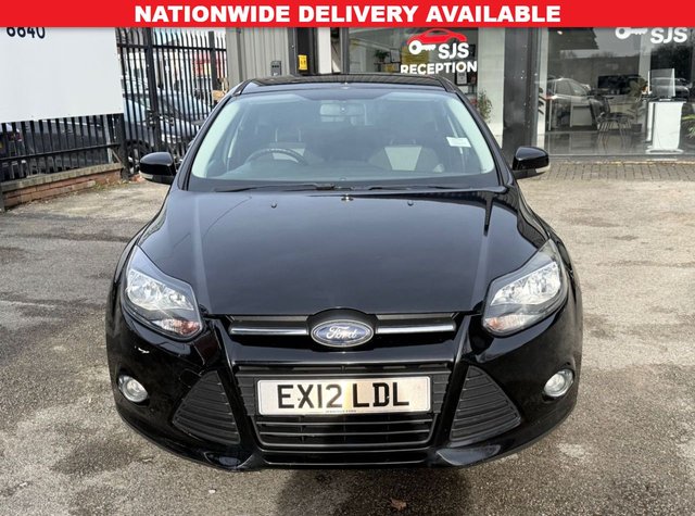 2012 FORD FOCUS 1.6 Zetec Hatchback 5dr Petrol Manual Euro 5 (125 ps) - Photo 2