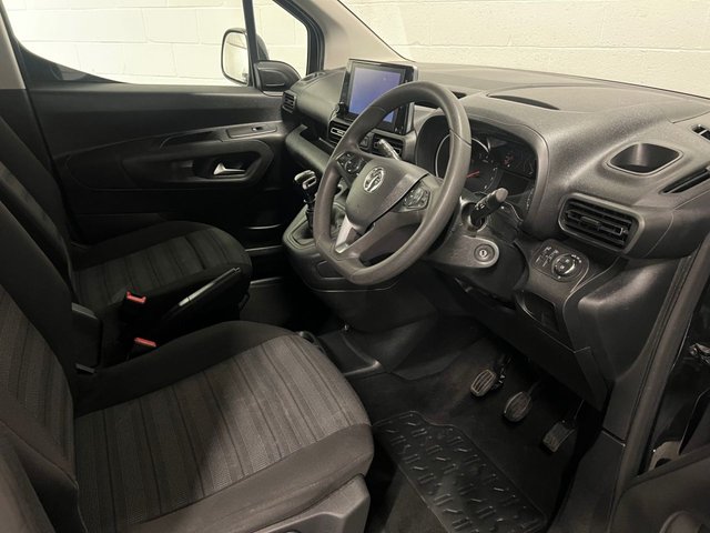 View our VAUXHALL COMBO LIFE