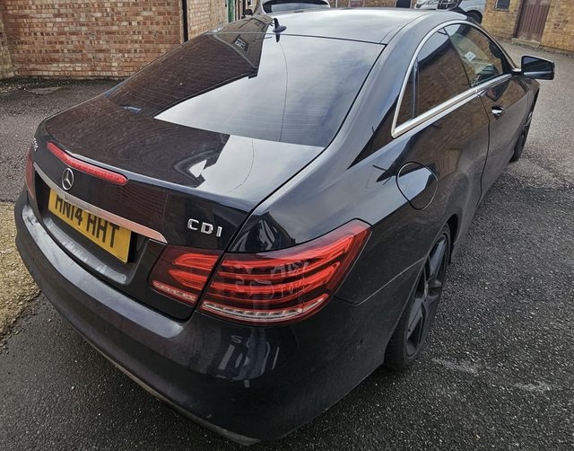 2014 MERCEDES-BENZ E-CLASS 2.1 E250 CDI AMG Sport Coupe 2dr Diesel G-Tronic+ Euro 5 (s/s) (204 ps) - Photo 4