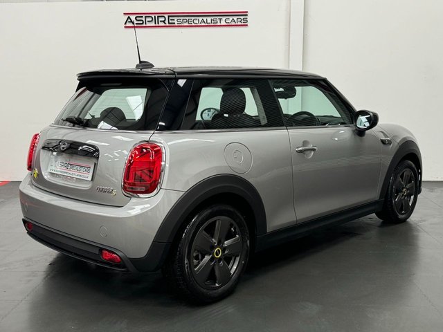 2023 MINI Electric Hatch - Photo 5