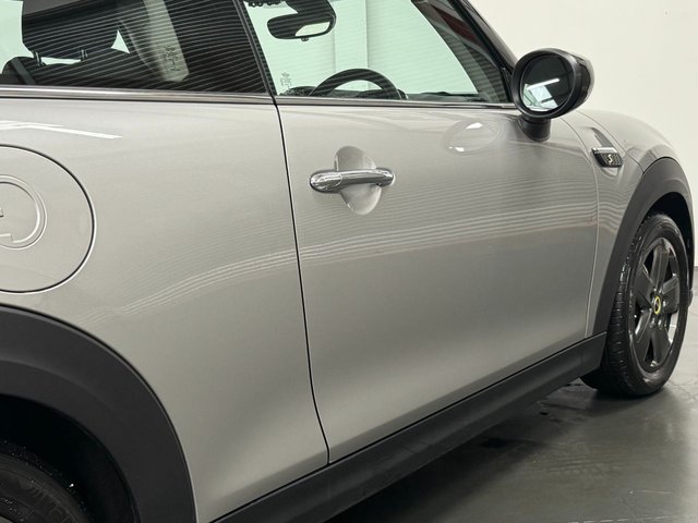 2023 MINI Electric Hatch - Photo 12