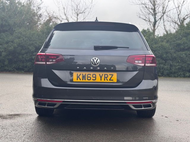 2020 Volkswagen Passat 2L R-Line 5dr - Photo 6