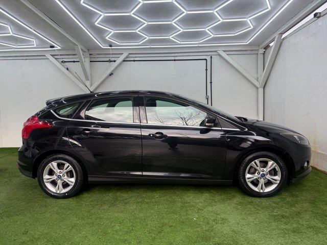 2013 FORD FOCUS 2013 1.6 Zetec Powershift Euro 5 5dr - Photo 2