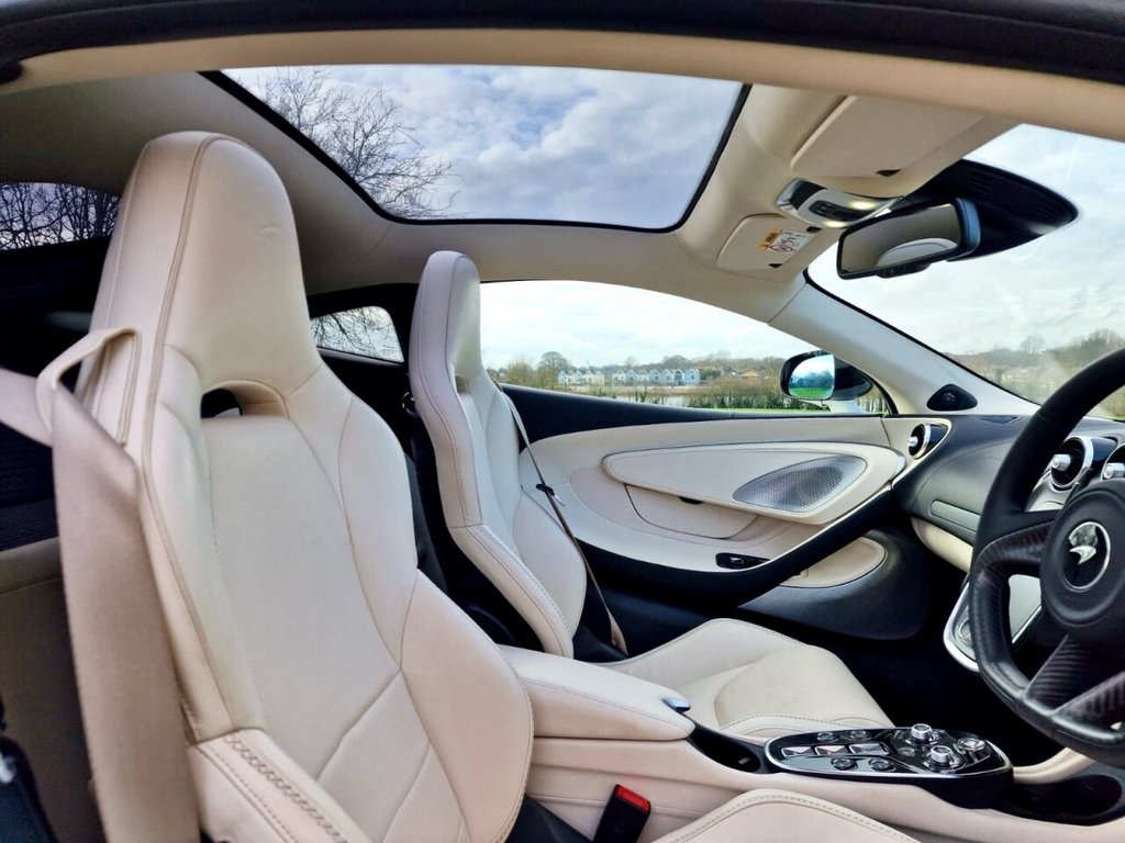 USED 2021 70 MCLAREN GT 4.0T V8 Coupe 2dr Petrol SSG Euro 6 (s/s) (620 ps) FINANCE AVAILABLE