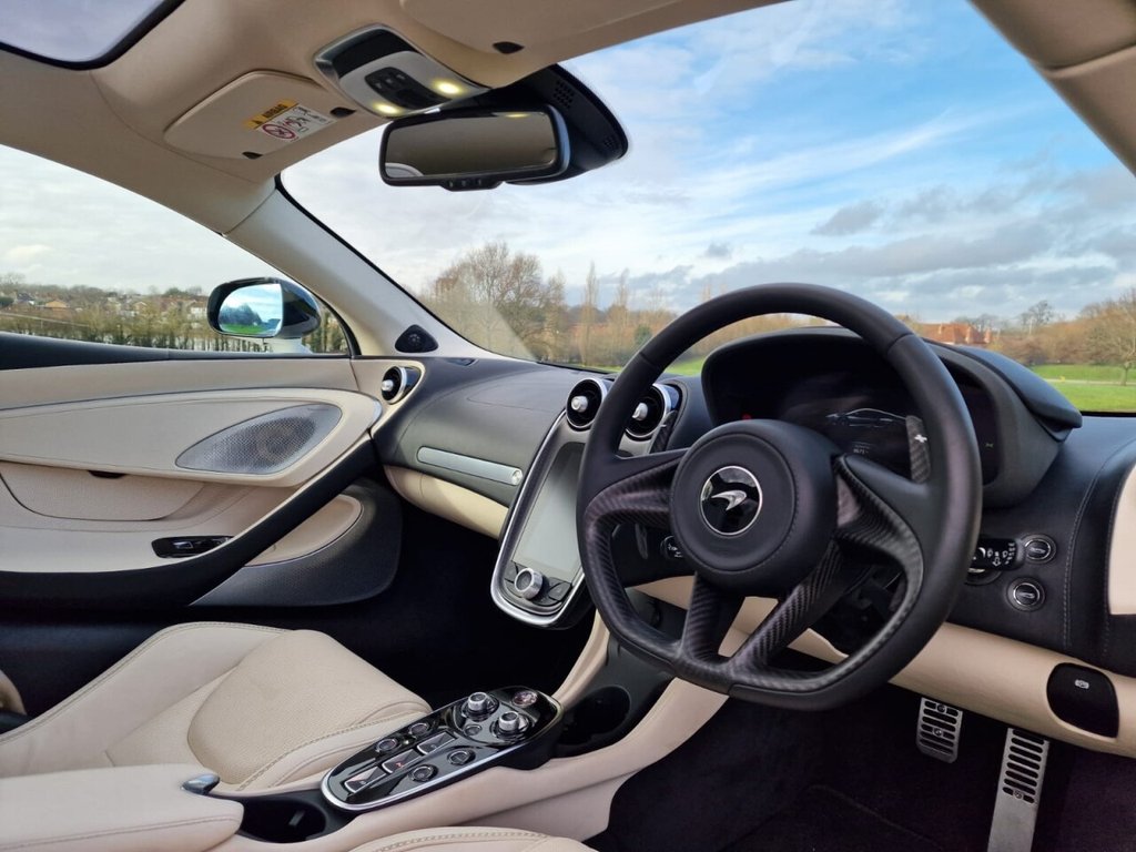 USED 2021 70 MCLAREN GT 4.0T V8 Coupe 2dr Petrol SSG Euro 6 (s/s) (620 ps) FINANCE AVAILABLE