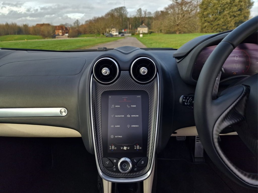 USED 2021 70 MCLAREN GT 4.0T V8 Coupe 2dr Petrol SSG Euro 6 (s/s) (620 ps) FINANCE AVAILABLE