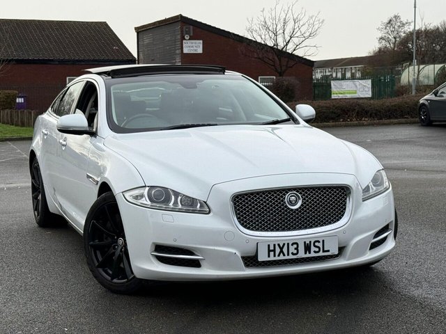 2013 Jaguar Xj 3.0d V6 Luxury Auto Euro 5 (s/s) 4dr photo
