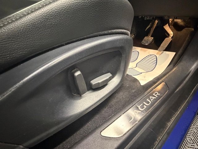 2018 JAGUAR E-PACE 2.0 D150 S SUV 5dr Diesel Manual AWD Euro 6 (s/s) (150 ps) - Photo 11