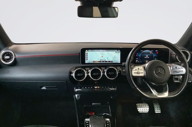 2019 Mercedes-Benz A-Class 1.5L Amg Line 5dr - Photo 3