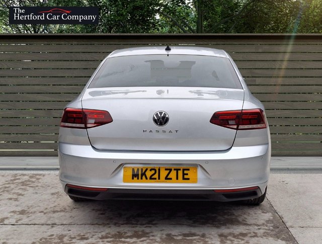 2021 Volkswagen Passat 1.5L Sel 4dr - Photo 7