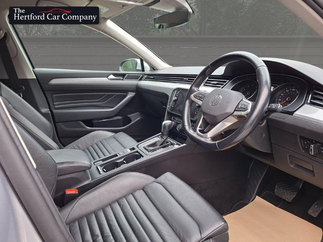 2021 Volkswagen Passat 1.5L Sel 4dr - Photo 10