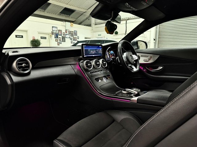 2020 Mercedes-Benz C-Class 2L Amg Line 2dr - Photo 10
