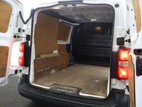 USED 2022 22 VAUXHALL VIVARO 1.5 Turbo D 2700 Dynamic Panel Van 6dr Diesel Manual L1 H1 Euro 6 (s/s) (120 ps) VISIBILITY PACK | PARK SENSORS
