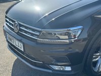 USED 2017 17 VOLKSWAGEN TIGUAN 2.0 TDI BlueMotion Tech SEL SUV 5dr Diesel DSG Euro 6 (s/s) (150 ps) AUTO -- 1 OWNER -- SAT NAV -- HEATED SEATS -- CAR PLAY -- SUNROOF