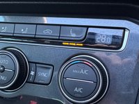USED 2017 17 VOLKSWAGEN TIGUAN 2.0 TDI BlueMotion Tech SEL SUV 5dr Diesel DSG Euro 6 (s/s) (150 ps) AUTO -- 1 OWNER -- SAT NAV -- HEATED SEATS -- CAR PLAY -- SUNROOF