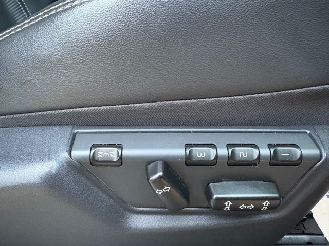 2014 VOLVO XC90 2.4 D5 R-Design Nav SUV 5dr Diesel Geartronic 4WD Euro 5 (200 ps) - Photo 12