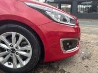 USED 2018 18 KIA CEED 1.6 GDi 2 Hatchback 5dr Petrol Manual Euro 6 (s/s) (133 bhp) LOW MILES 19K + SAT NAV + FSH + CARPLAY + HD CAMERA + AC