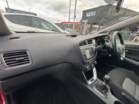 USED 2018 18 KIA CEED 1.6 GDi 2 Hatchback 5dr Petrol Manual Euro 6 (s/s) (133 bhp) LOW MILES 19K + SAT NAV + FSH + CARPLAY + HD CAMERA + AC