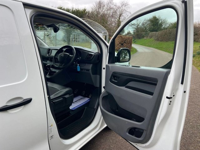 2022 CITROEN DISPATCH 1.5 BlueHDi 1000 Enterprise Pro M Panel Van 6dr Diesel Manual FWD 2 Euro 6 (s/s) (100 ps) - Photo 11