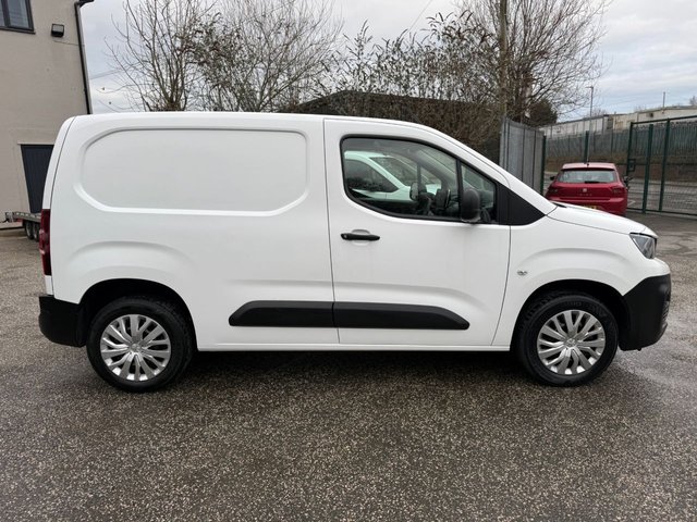 2021 PEUGEOT PARTNER 1.5 BlueHDi 1000 Professional Standard Panel Van 5dr Diesel Manual SWB Euro 6 (100 bhp) - Photo 8