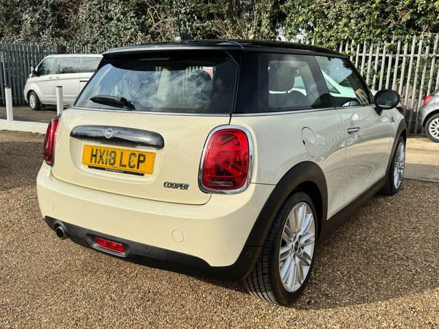 2018 MINI HATCH 1.5 Cooper Hatchback 3dr Petrol Manual Euro 6 (s/s) (136 ps) - Photo 2