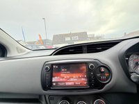 USED 2015 15 TOYOTA YARIS 1.33 Dual VVT-i Icon Hatchback 5dr Petrol Manual Euro 5 Euro 5 (99 ps) FSH  - Low Mileage 5 door hatchback