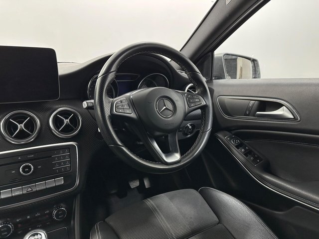 2018 Mercedes-Benz A Class - Photo 11