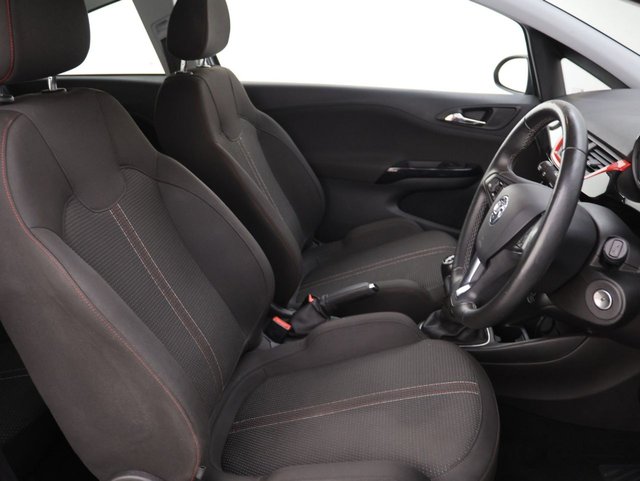 2019 Vauxhall Corsa 1.4L Griffin 3dr - Photo 12