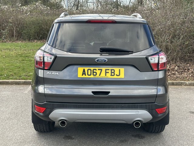 2017 FORD KUGA - Photo 4