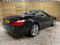 USED 2013 63 MERCEDES-BENZ SL 3.5 SL350 V6 BlueEfficiency Convertible 2dr Petrol G-Tronic Euro 5 (s/s) (306 ps) 87,609 MILES ONLY HIGH SPEC AUTOMATIC EXC CONDITION