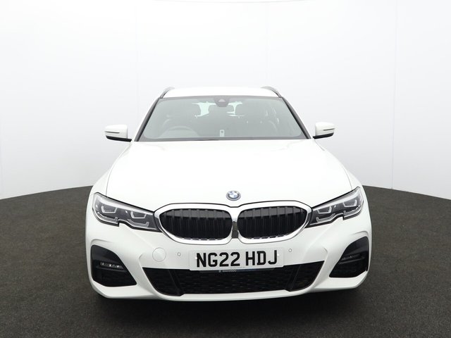2022 BMW 3 Series 2L M Sport 5dr - Photo 4